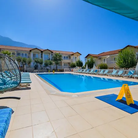 Larimar Hotel
