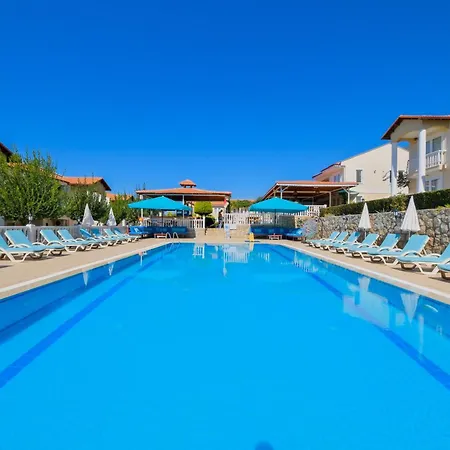 Larimar Hotel 2*