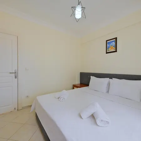 Larimar 2* 厄吕代尼兹