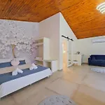 Larimar Ölüdeniz