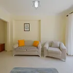 Larimar Hotel 2*